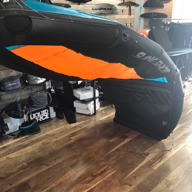 2016 Slingshot RPM 9m Kite Used